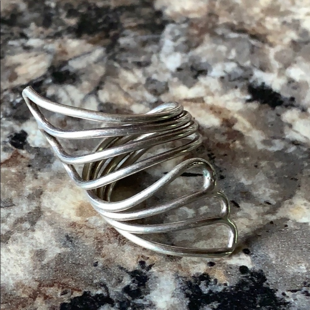 Beautiful sterling silver ring.